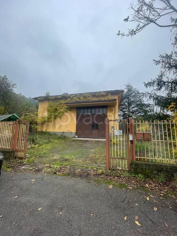 Villa in vendita a Ovada strada Rocca Grimalda, 12