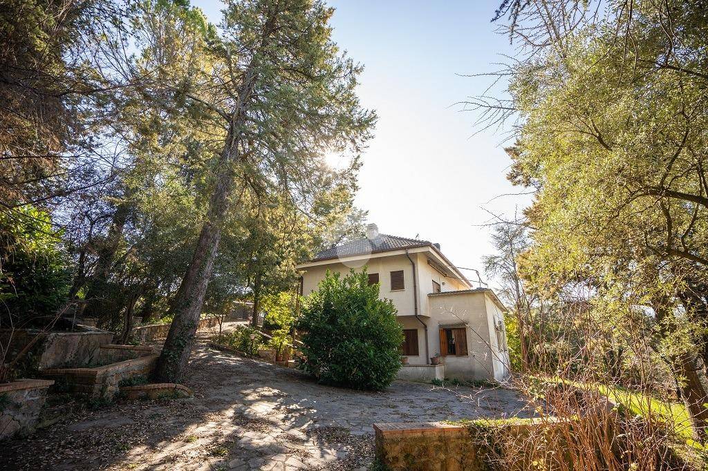 Villa in vendita a Montopoli di Sabina via santa Maria, 10