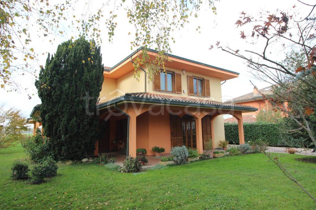 Villa in vendita a Giarole strada Villabella, 10