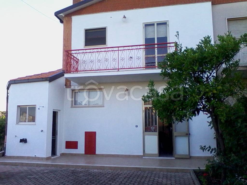 Villa a Schiera in in vendita da privato a Campomarino via Alcide De Gasperi, 108