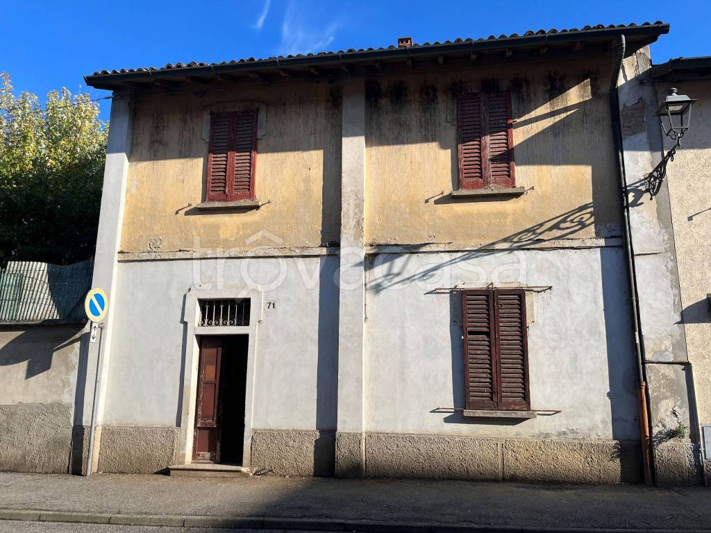 Appartamento in vendita a San Colombano al Lambro via Giuseppe Garibaldi