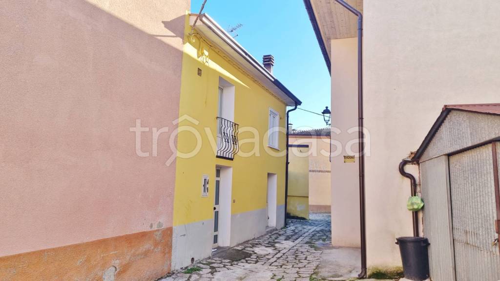 Casa Indipendente in vendita a San Nicola Baronia via Colmeta