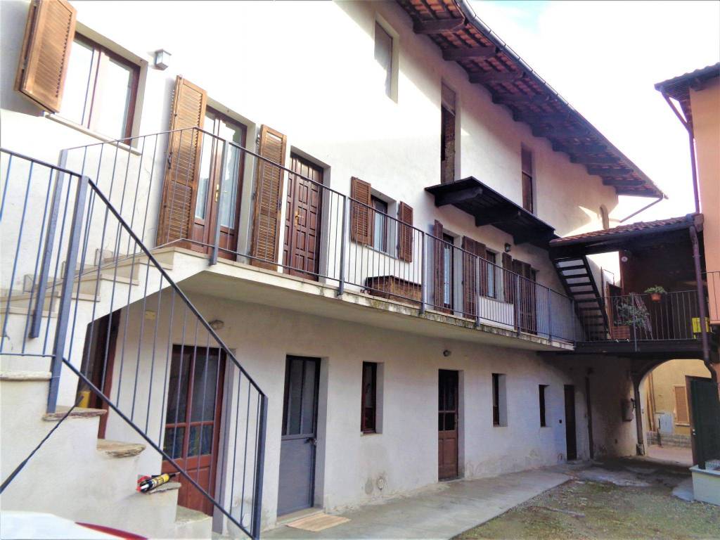 Casa Indipendente in vendita a Salerano Canavese via Sclopis