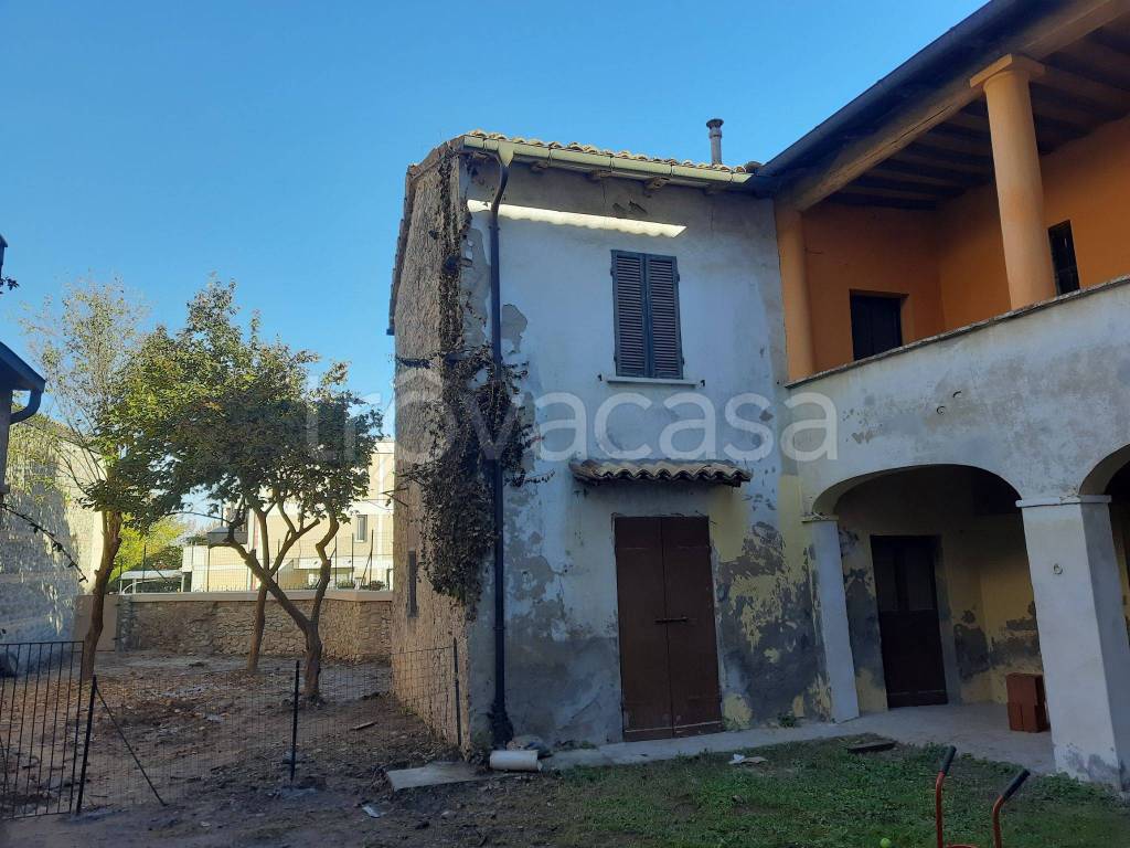 Casa Indipendente in in vendita da privato a Sala Baganza via Giuseppe Garibaldi, 38