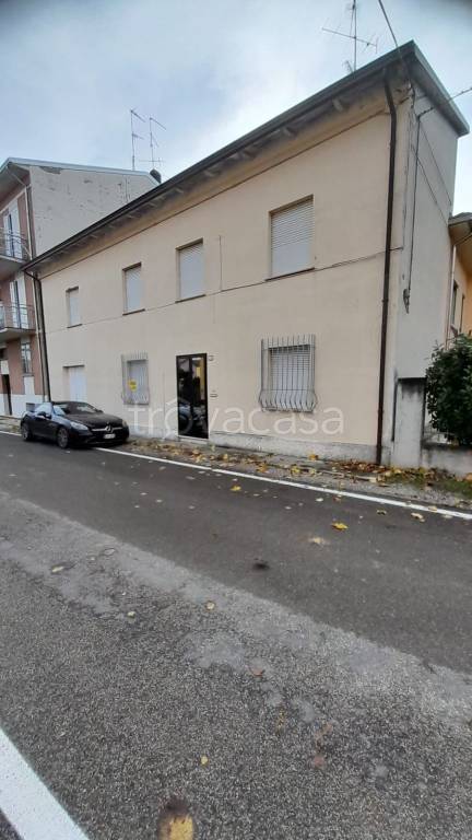Casa Indipendente in in vendita da privato a Novellara via Edmondo De Amicis, 32