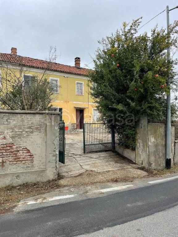 Casale in in vendita da privato a Mongardino via Serra d'Asti