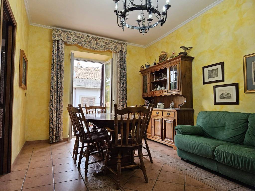 Appartamento in vendita ad Albano Laziale via Giuseppe Verdi, 54