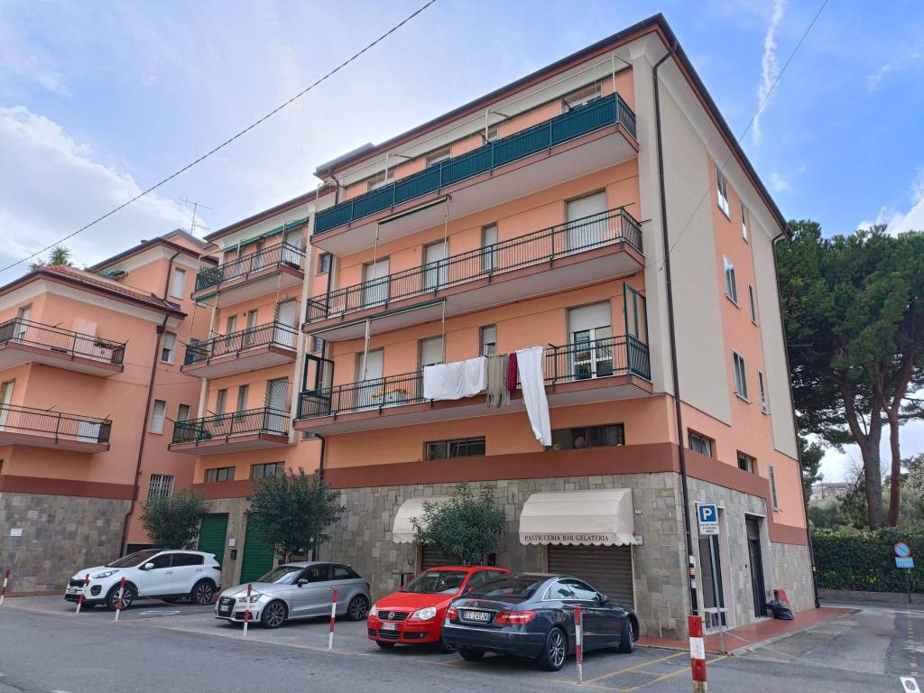 Appartamento in vendita a Borgio Verezzi via dei Fiori, 29