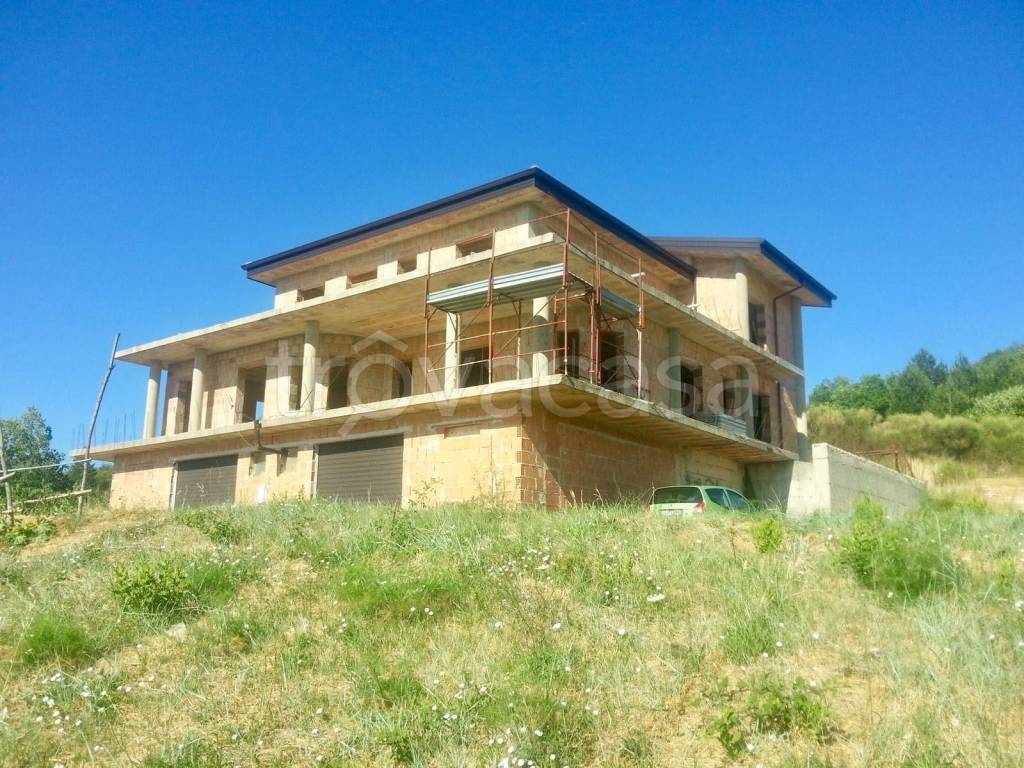 Villa Bifamiliare in in vendita da privato ad Acri via Giovanni Leone, 6