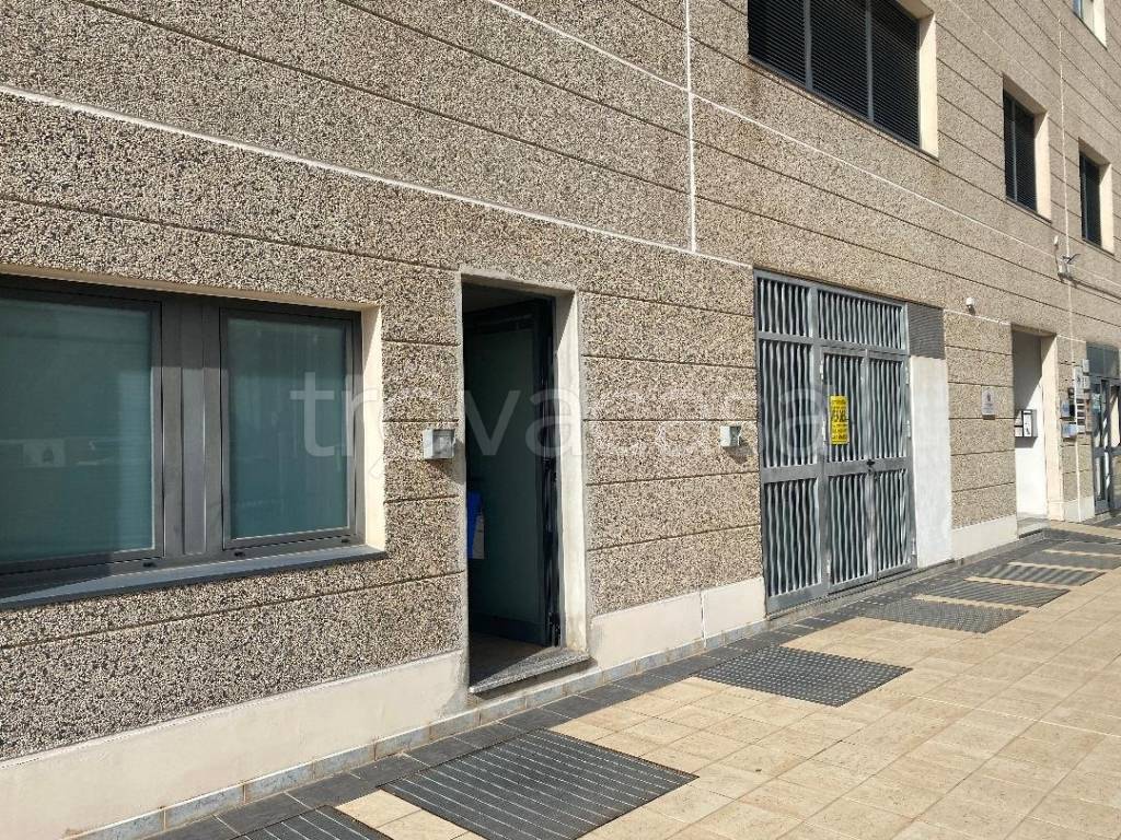 Ufficio in vendita a Sassari via Predda Niedda Strada 18bis, 4