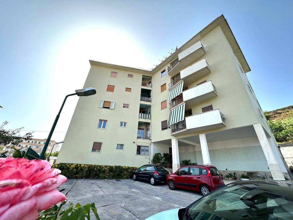 Appartamento in vendita a Napoli via Marcello Candia
