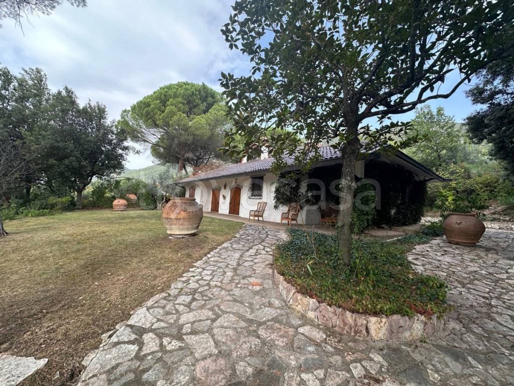 Villa in vendita a Terni villa a strada di piedimonte, 131