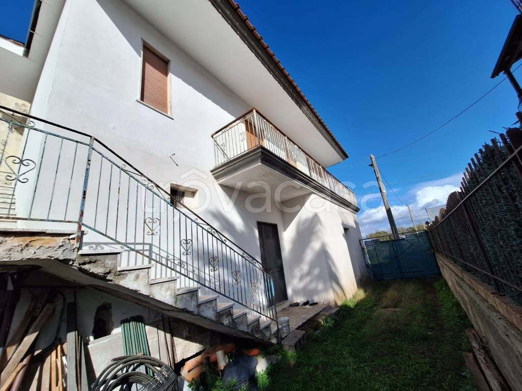 Villa in vendita a Sant'Antonio Abate via Traversa Battimelli
