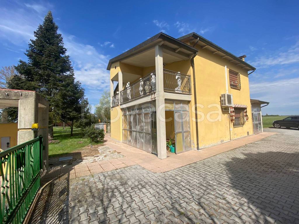 Villa in vendita ad Argenta via Terranova, 44
