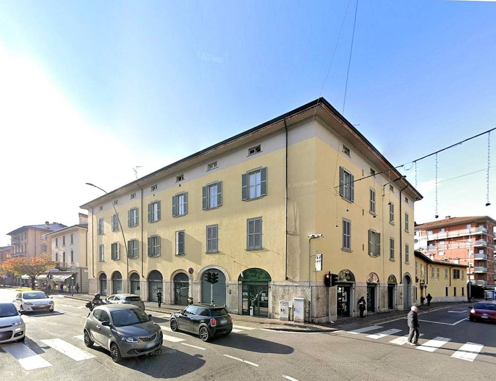 Negozio in vendita a Bergamo via Jacopo Palma il Vecchio, 24