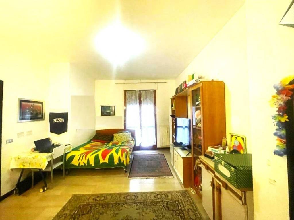 Appartamento in vendita a Monza via Ferdinando Magellano, 17