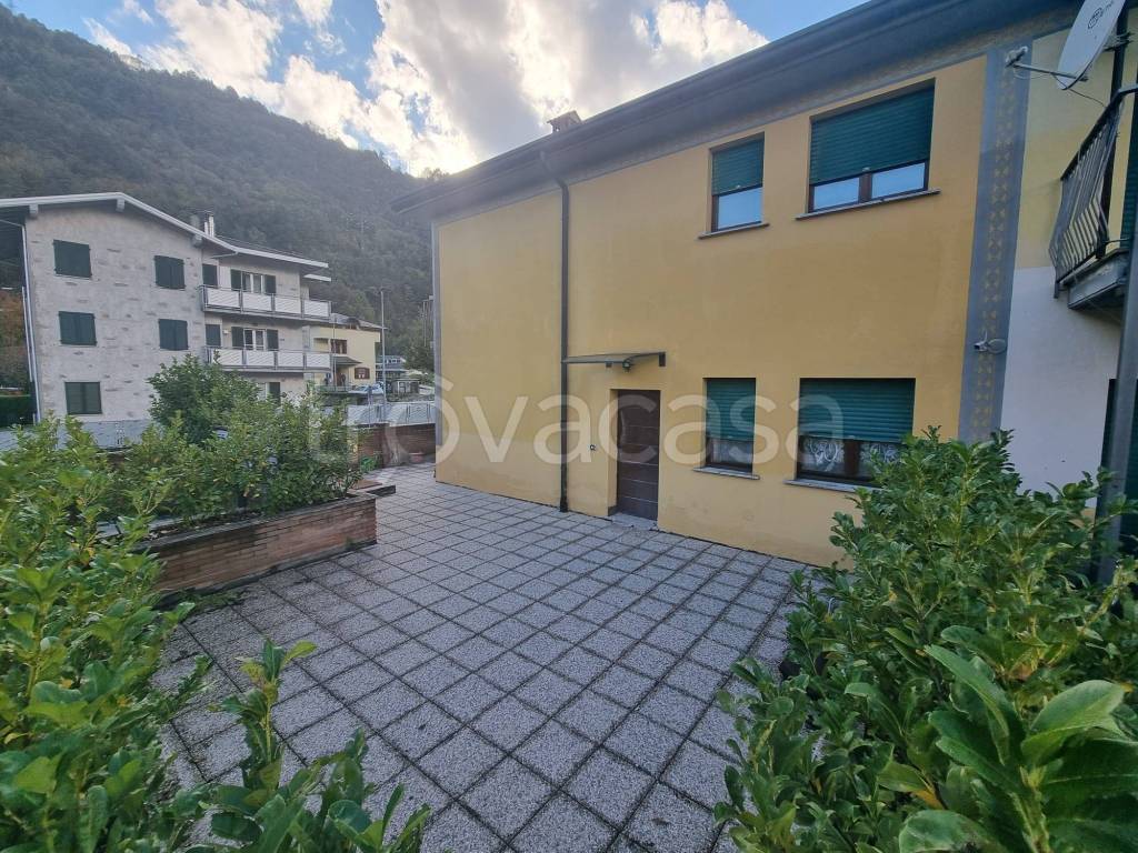 Villa a Schiera in vendita a Morbegno via San Martino, 41