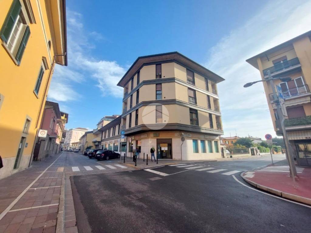 Ufficio in vendita a Ospitaletto piazza San Rocco