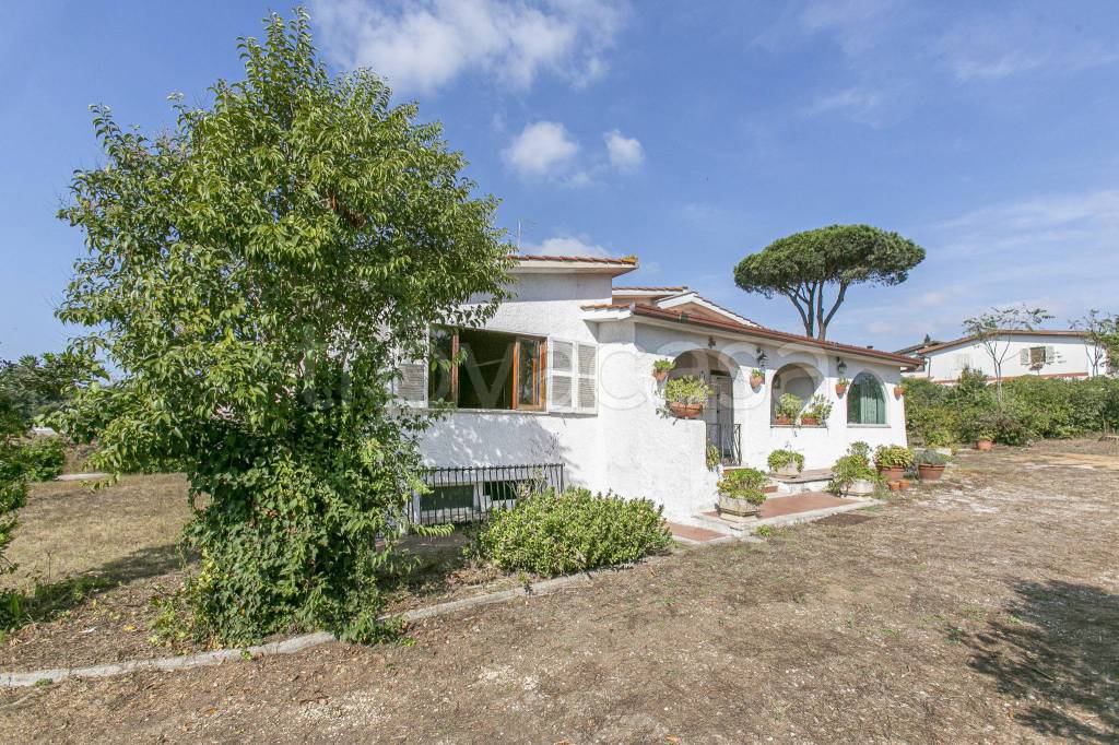 Villa in vendita ad Anzio via della Cannuccia, 133