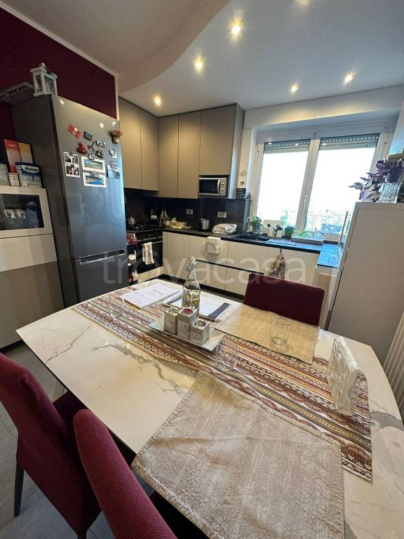 Appartamento in vendita a Cinisello Balsamo viale Romagna, 39