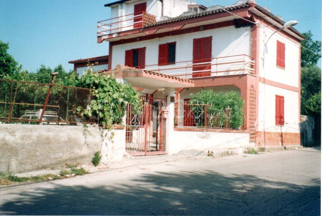 Villa in in vendita da privato a Carinola via Croce, 46