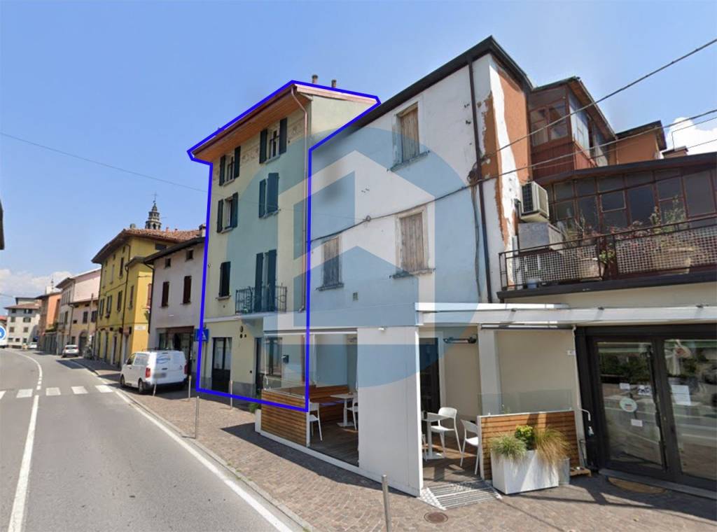 Casa Indipendente in vendita a Darfo Boario Terme via Roma