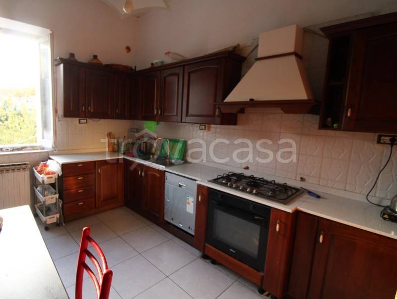 Appartamento in vendita a Jesi via Giuseppe Garibaldi, 60