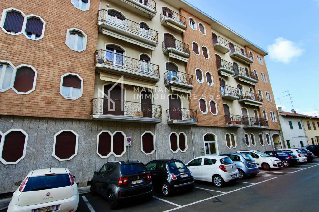 Appartamento in vendita a Cerro Maggiore via Pietro Spinelli, 16