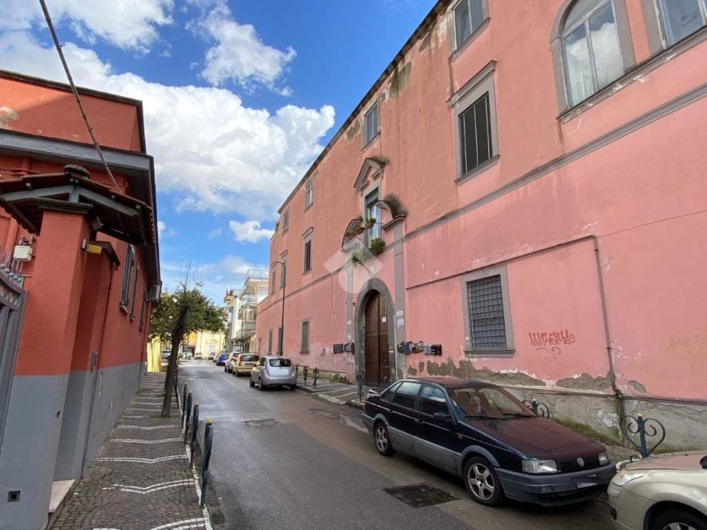 Appartamento in vendita a Napoli via Giambattista Vela, 272