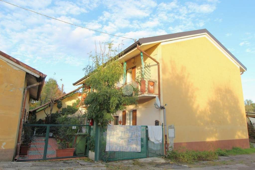 Appartamento in vendita a Briosco via Suor Antonietta Galli, 9