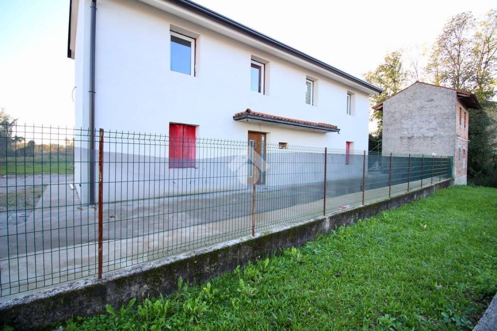Villa in vendita a Remanzacco via Guglielmo Marconi, 40