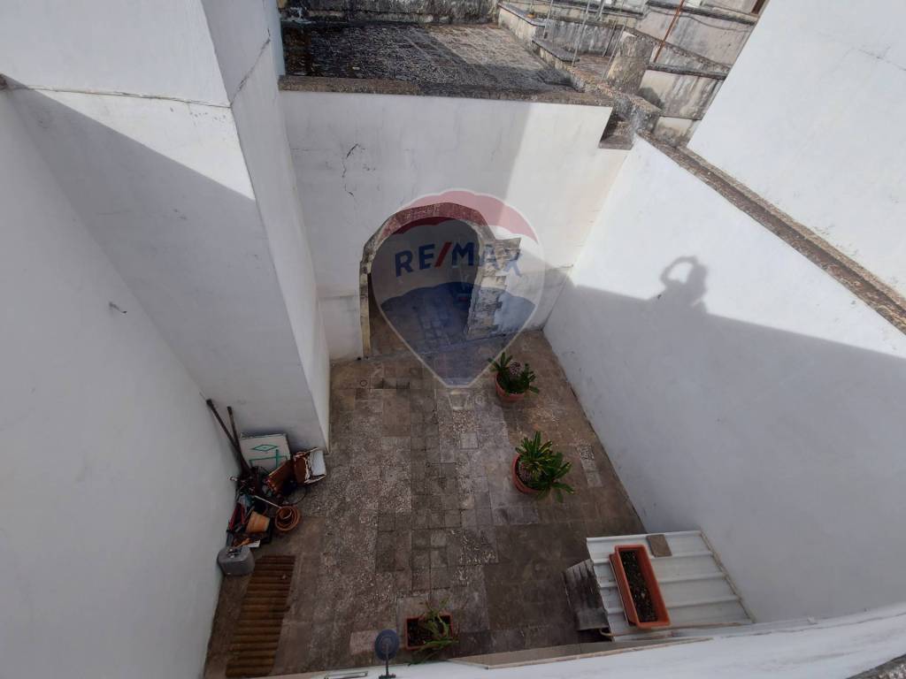Appartamento in vendita a Castri di Lecce via Vittorio Emanuele ii, 42