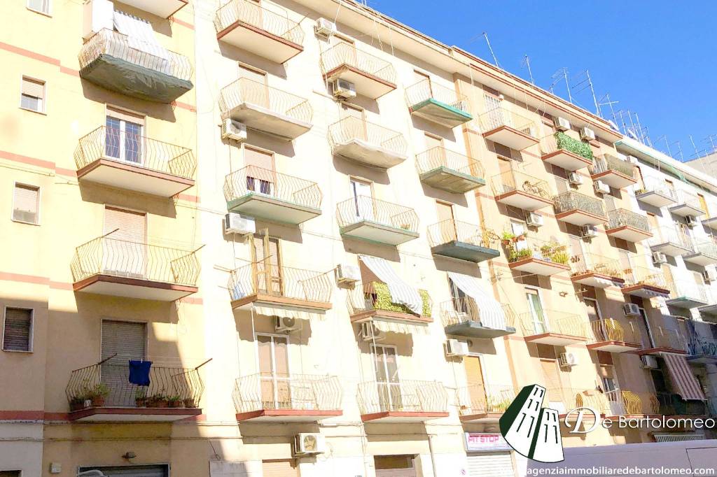 Appartamento in vendita a Taranto via Rintone