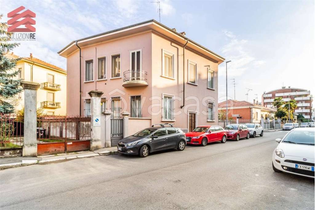 Appartamento in vendita a Novara via Gorizia , 25