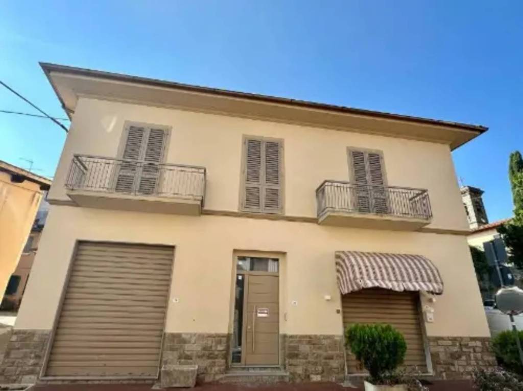 Appartamento in vendita a Reggello via Andrea del Sarto