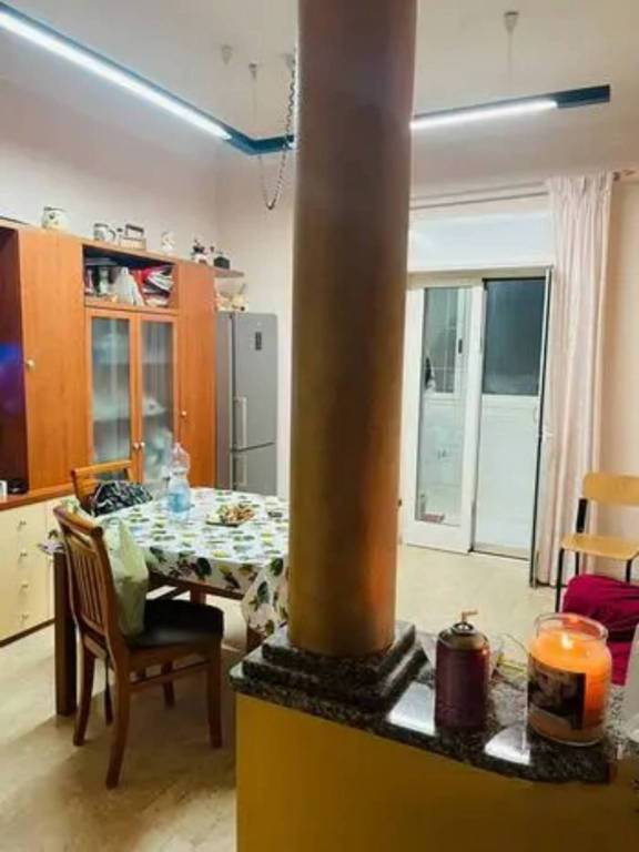 Appartamento in vendita a Taranto via Foscolo