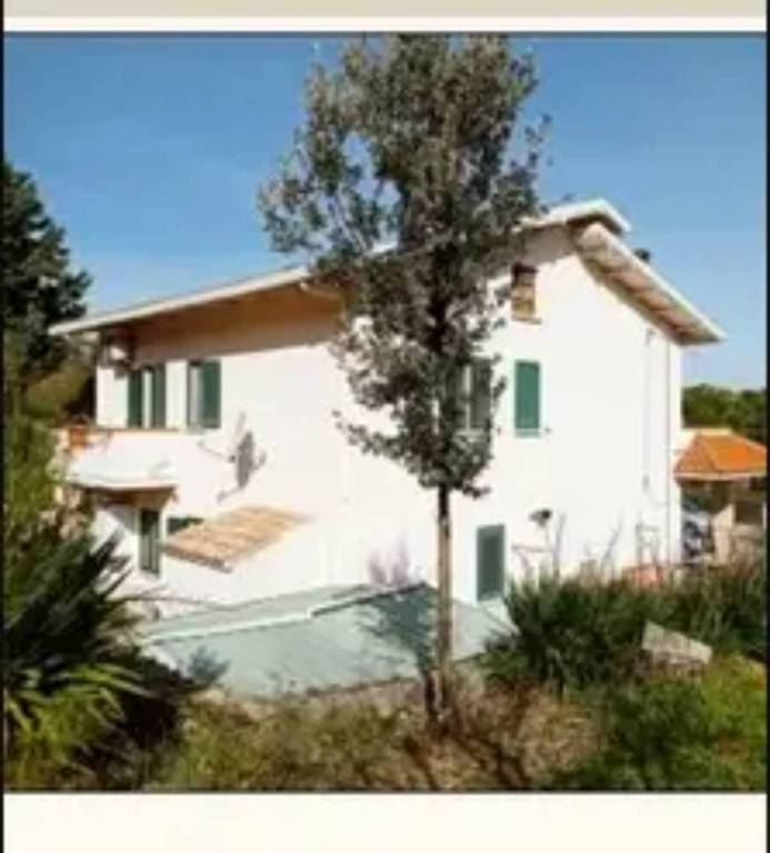 Villa in vendita a Mafalda contrada Colle Bianco