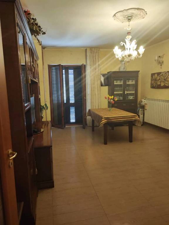 Appartamento in vendita a Morra De Sanctis via s. Rocco