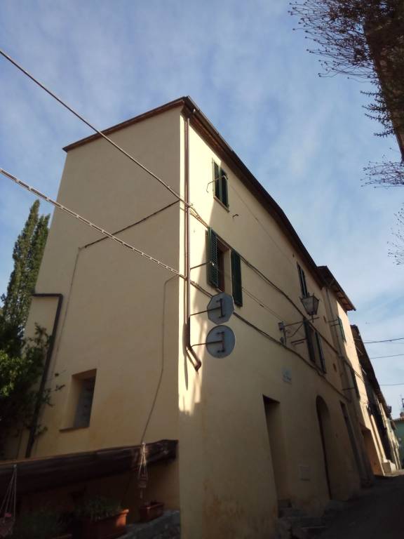 Appartamento in in vendita da privato ad Asciano via dei Vasari, 8