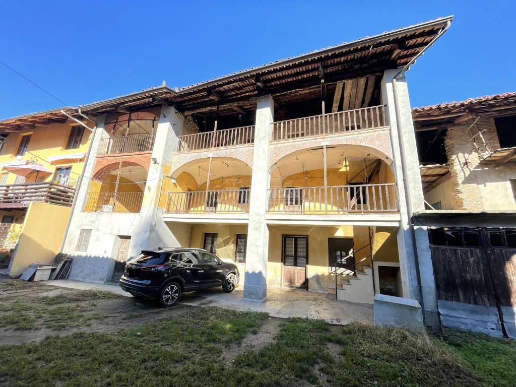 Casa Indipendente in vendita a San Martino Canavese via (frazione silva) via marta 9