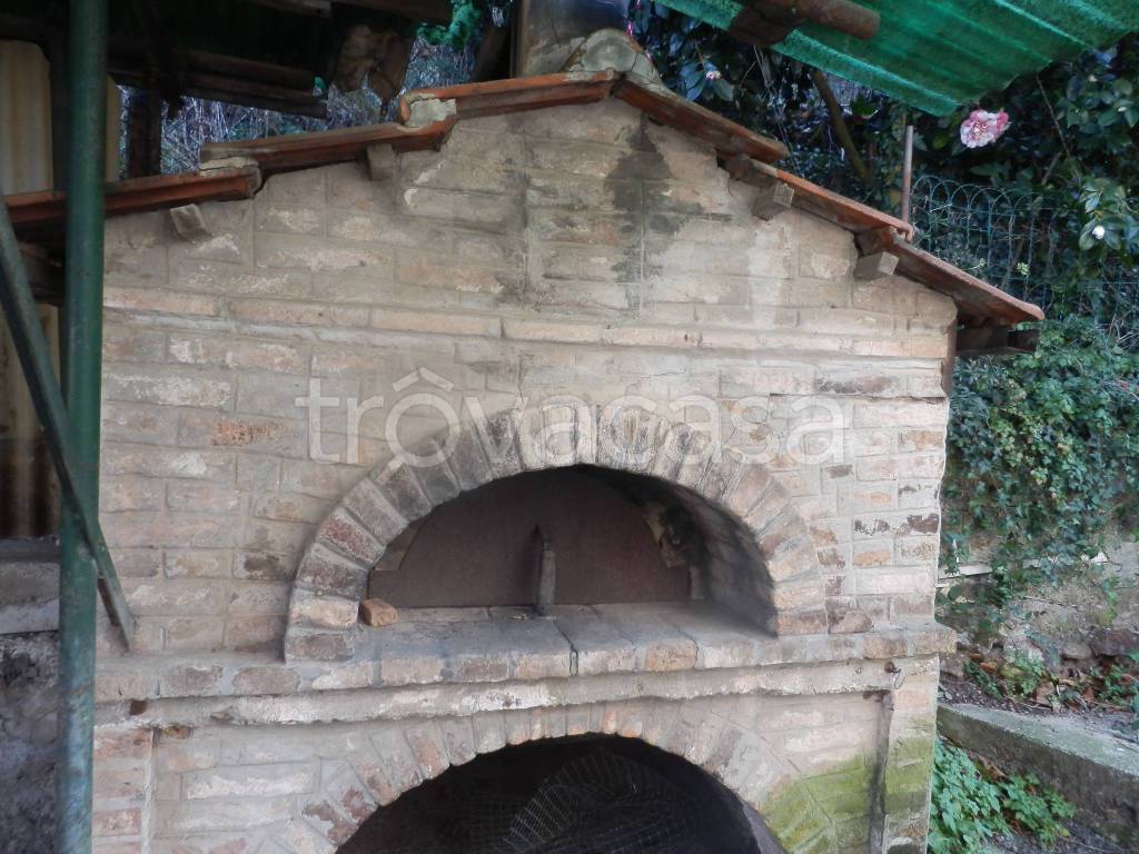 Villa Bifamiliare in vendita a Savona via Cimavalle, 76
