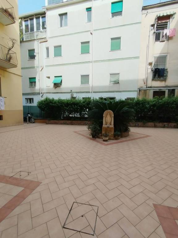 Appartamento in vendita a Castellammare di Stabia via Giovanni Pascoli, 1