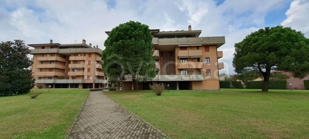 Appartamento in vendita a Cesano Maderno via Trento, 1