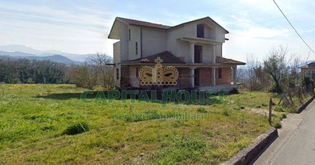 Villa in vendita a Pratola Serra via Limatura, 6B