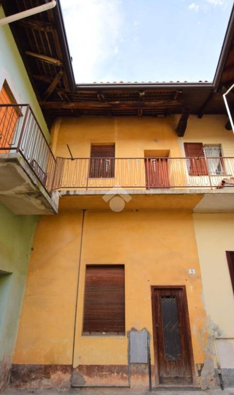 Casa Indipendente in vendita a Lomagna via d'adda busca, 20