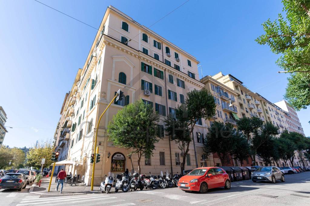 Appartamento in vendita a Roma via Giovanni Paolo Pannini, 5