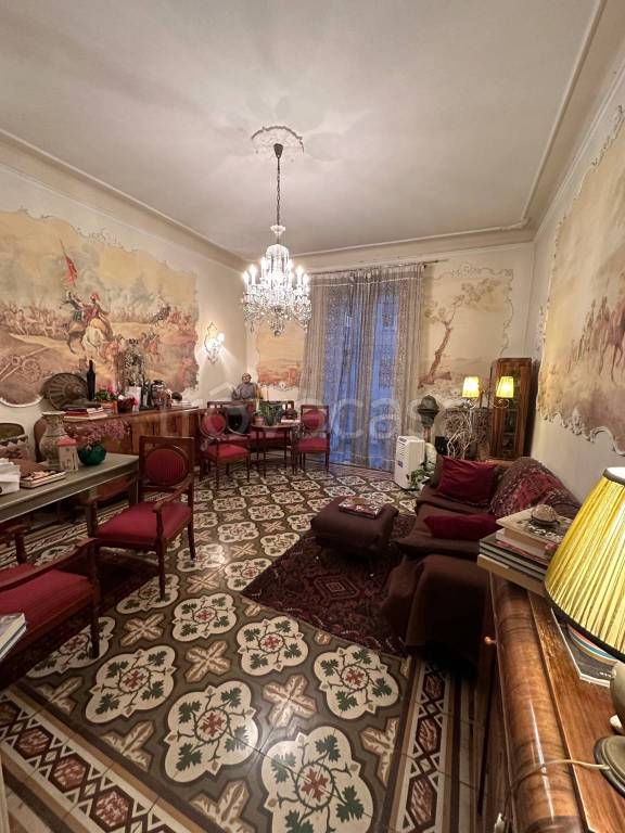 Appartamento in in vendita da privato a Bari via Dante Alighieri, 270