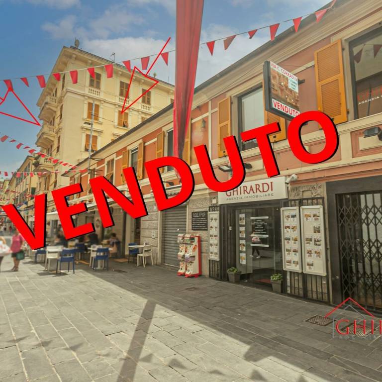 Appartamento in vendita a Genova vico Al Gazzo, 4