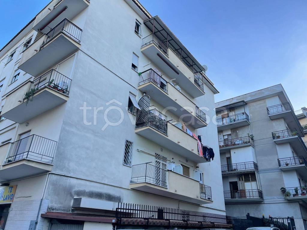 Appartamento in vendita a Tivoli via Enrico Toti, 57