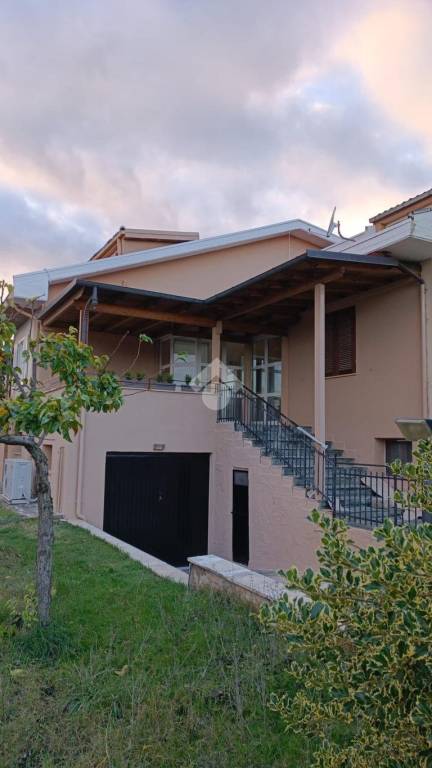 Villa in vendita ad Avezzano via San Martino, 39